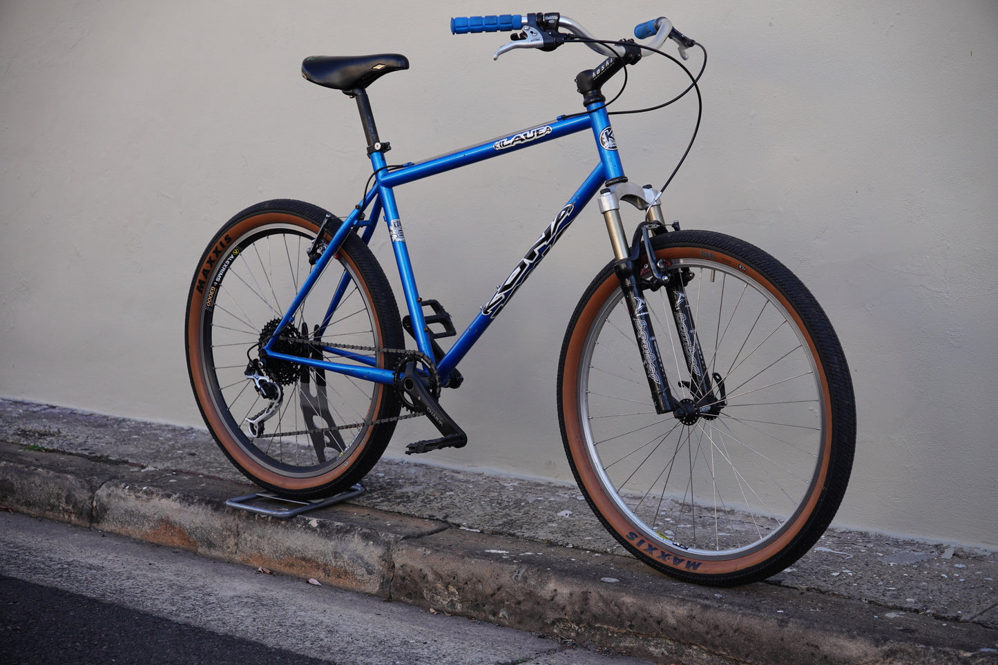 Kona Kilauea Kustom Kruiser (M/L)