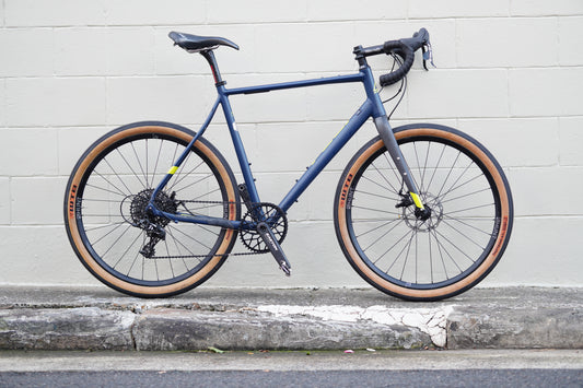 Fuji Jari Gravel Bike (L)